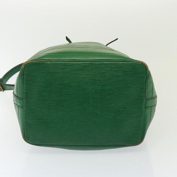 LOUIS VUITTON Epi Noe Shoulder Bag Green - Picture 14 of 16